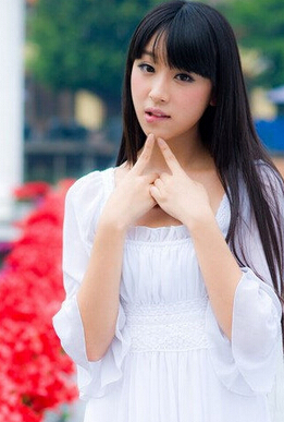 劉露希
