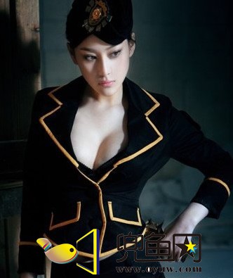 女明星誰(shuí)隆過(guò)胸